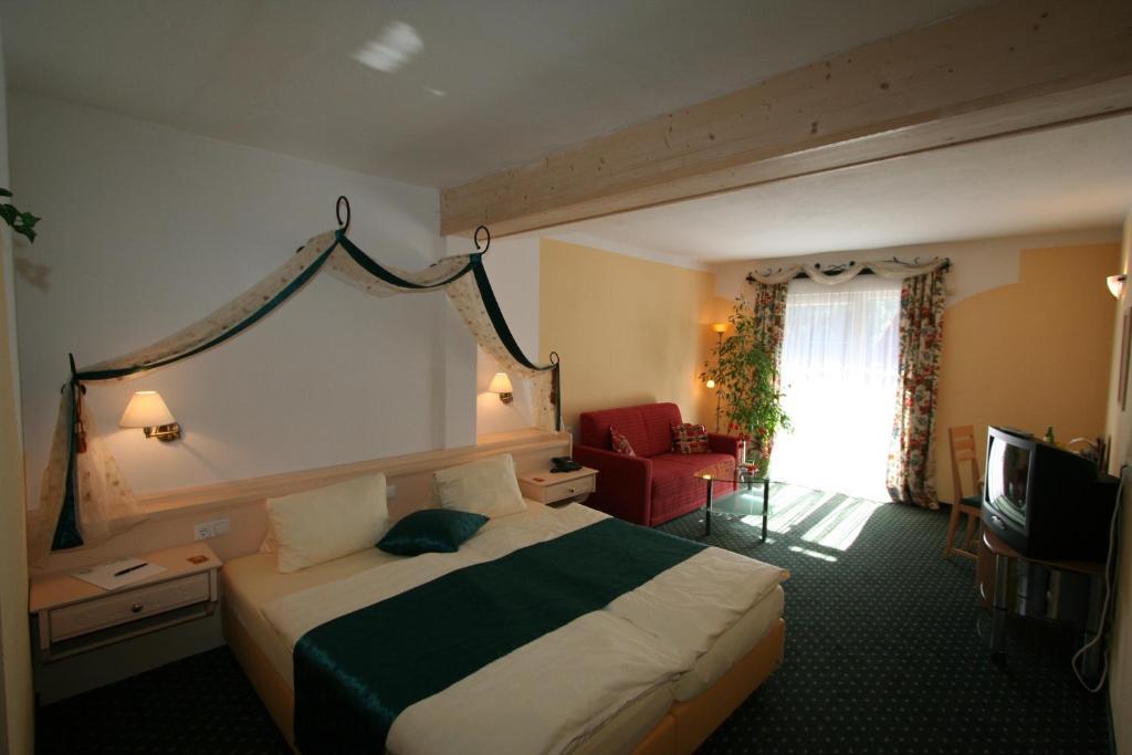 Hotel Waldesruh Ґестлінґ-ан-дер-Іббс Номер фото